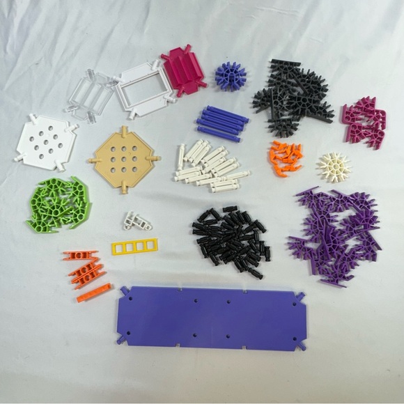 K’nex Model Building Random Rod & Connectors 119 Pieces - Picture 1 of 5